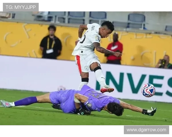 曼城世俱杯训练遭 “降级”！设施简陋难比英超奢华(3)